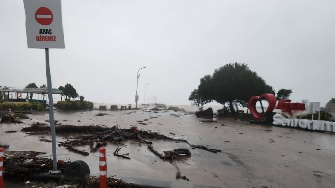 Yağmur, fırtına ve felaket... Kış hızlı geldi! Kar kalınlığı 50 santimetreyi geçti 10